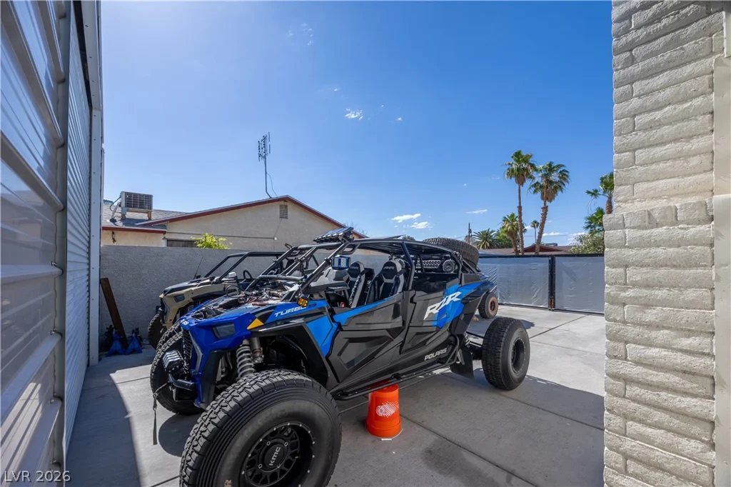 4571 Cleveland, Las Vegas, NV 89104