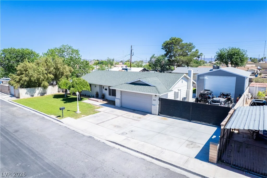4571 Cleveland, Las Vegas, NV 89104