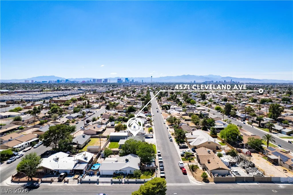 4571 Cleveland, Las Vegas, NV 89104