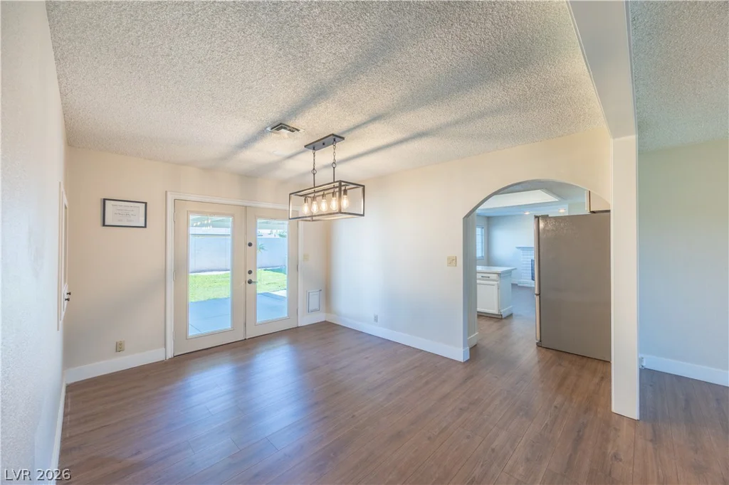 4571 Cleveland, Las Vegas, NV 89104