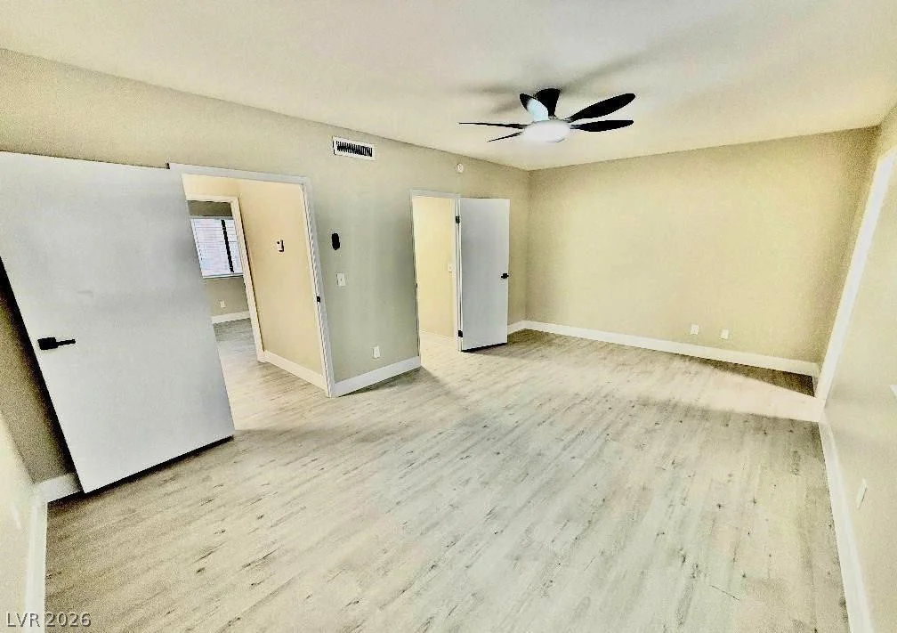 2631 Aracatuba, Las Vegas, NV 89121