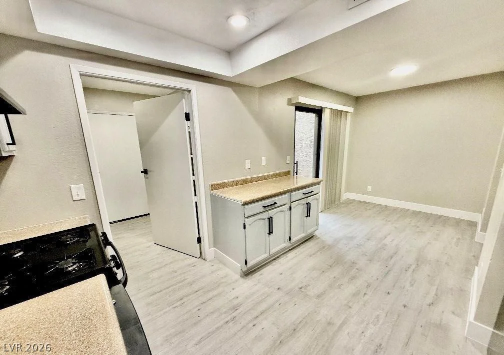 2631 Aracatuba, Las Vegas, NV 89121