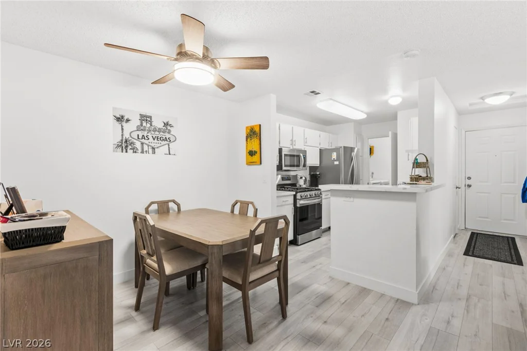 2200 Fort Apache, Las Vegas, NV 89117