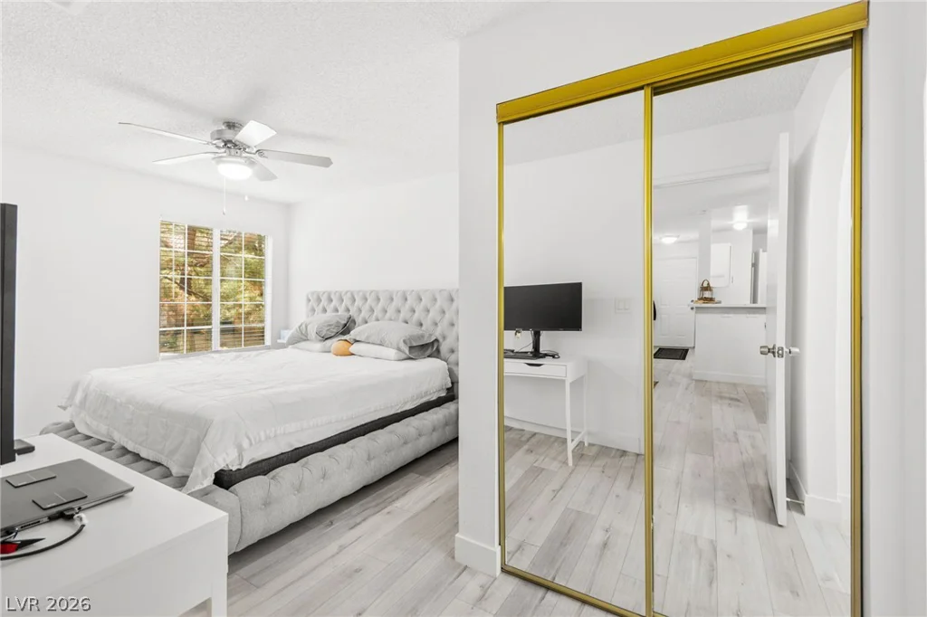 2200 Fort Apache, Las Vegas, NV 89117