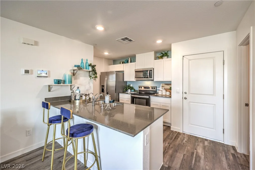 913 Rosy Starling, Henderson, NV 89011