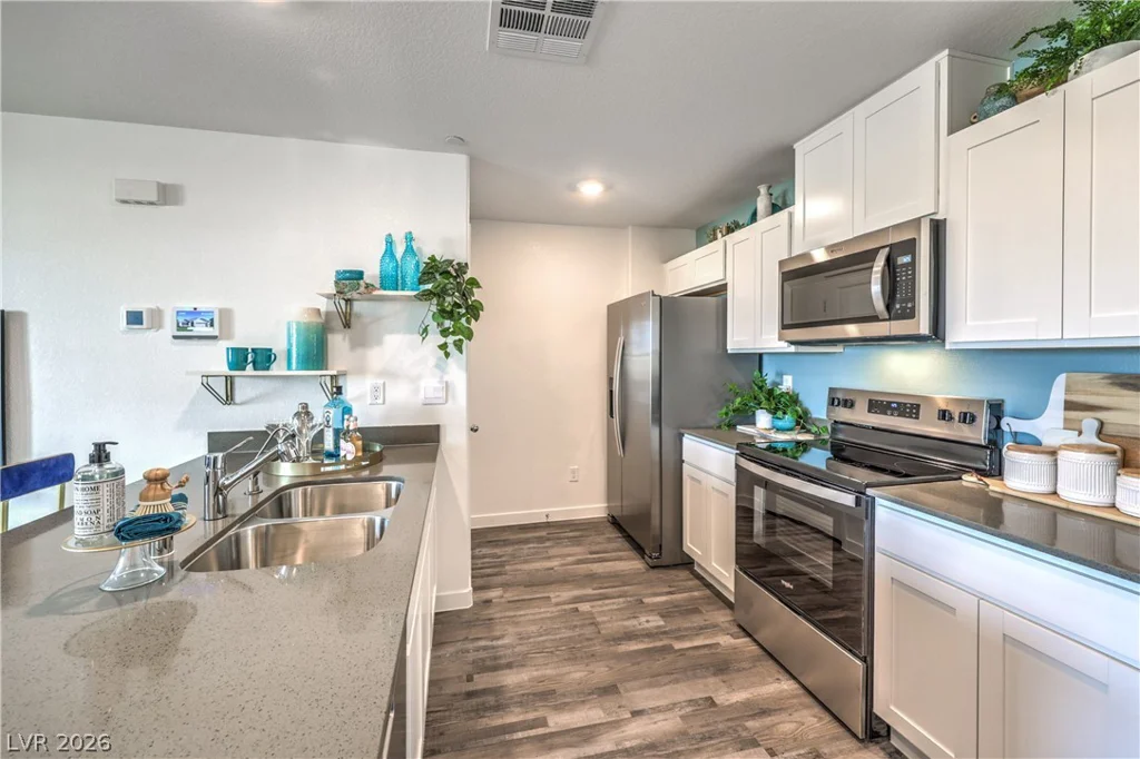 913 Rosy Starling, Henderson, NV 89011