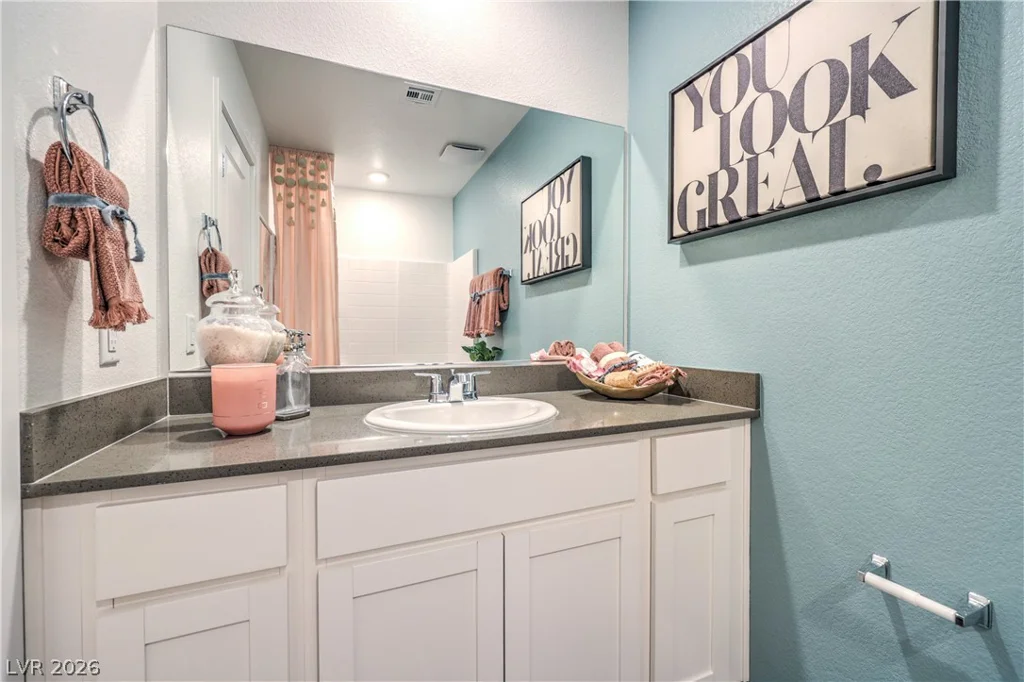 913 Rosy Starling, Henderson, NV 89011