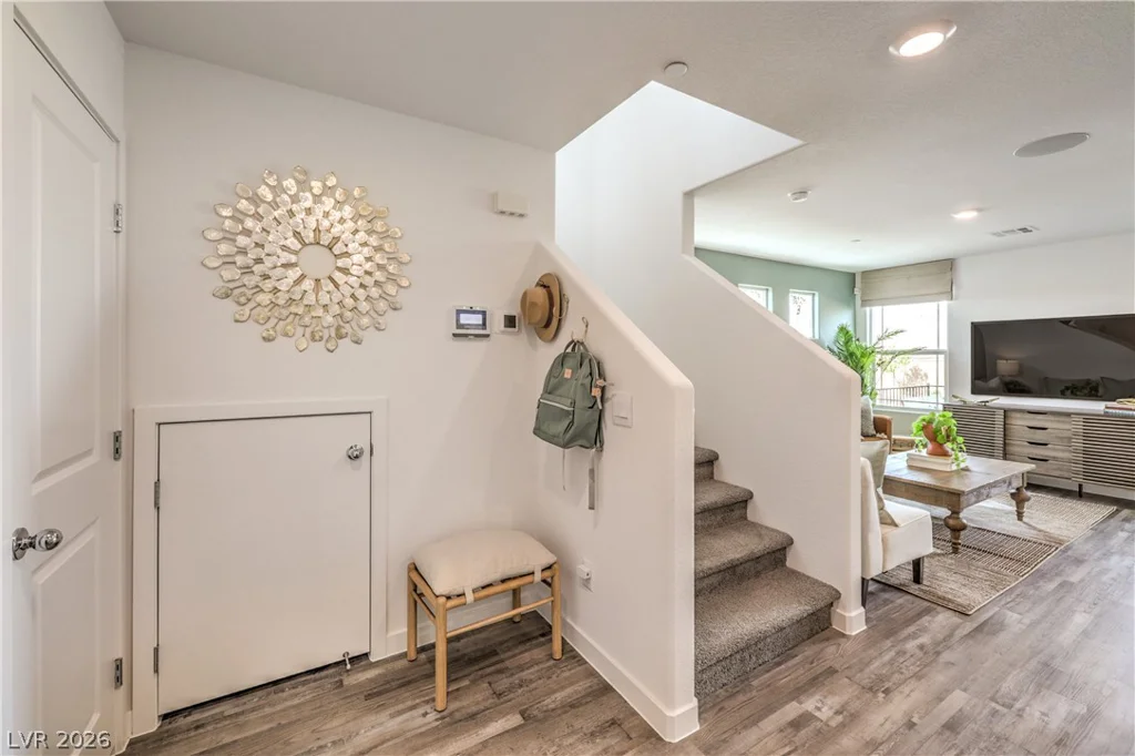 914 Rosy Starling, Henderson, NV 89011