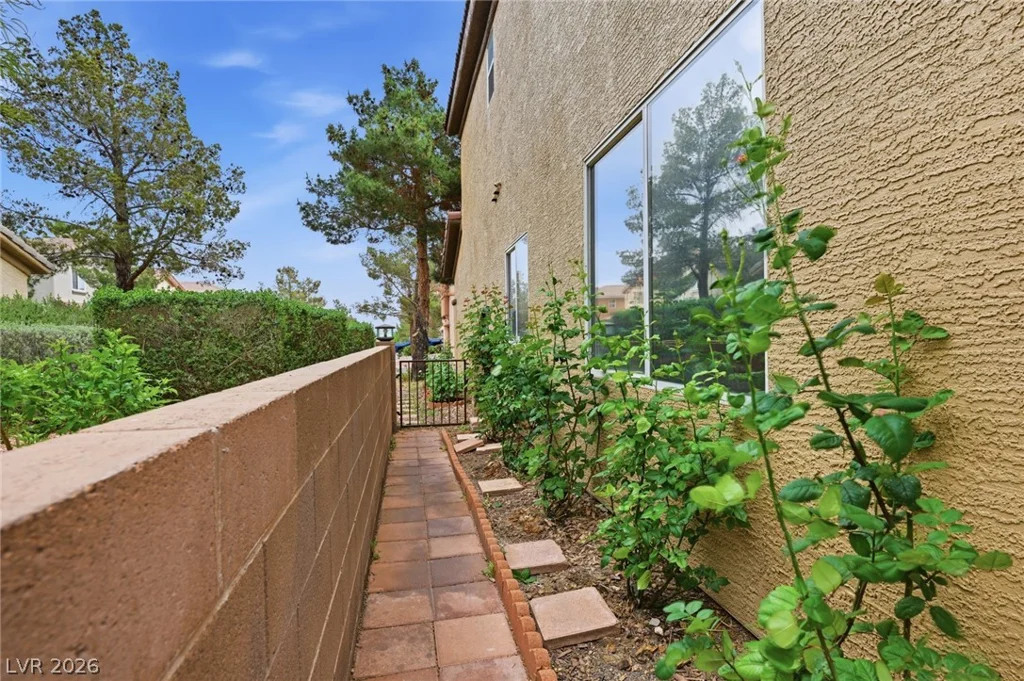 1501 Muinos, Las Vegas, NV 89117