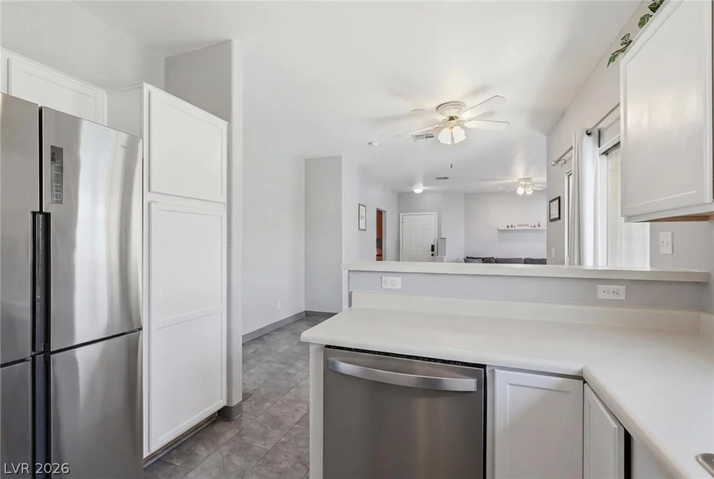 6913 Squaw Mountain, Las Vegas, NV 89130
