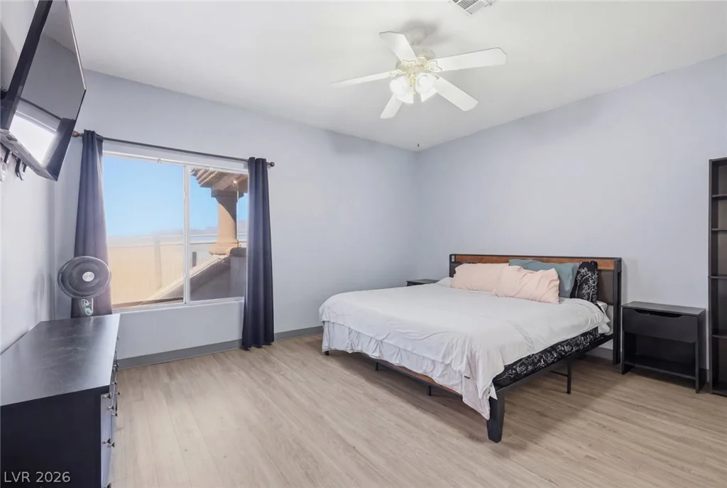 6913 Squaw Mountain, Las Vegas, NV 89130
