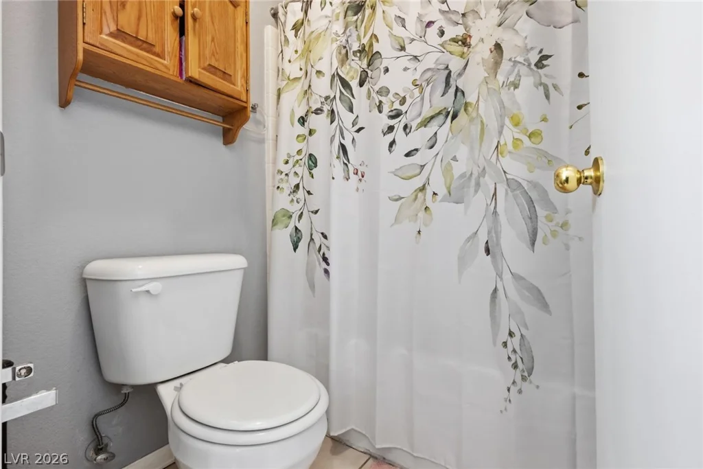 6913 Squaw Mountain, Las Vegas, NV 89130