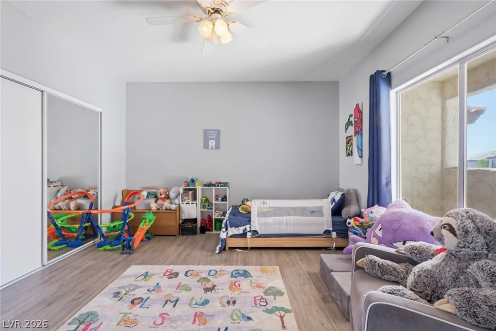 6913 Squaw Mountain, Las Vegas, NV 89130