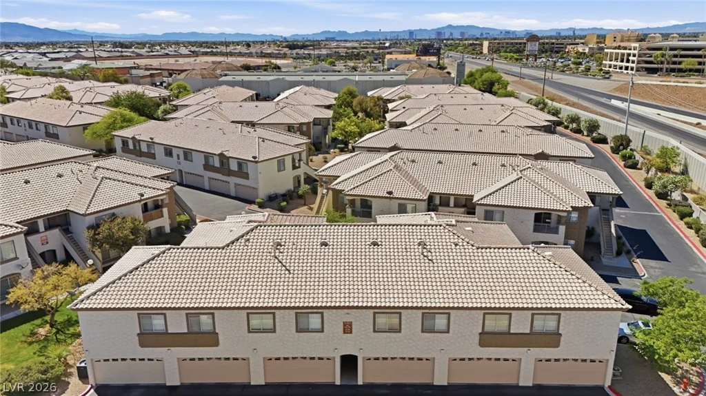 6913 Squaw Mountain, Las Vegas, NV 89130