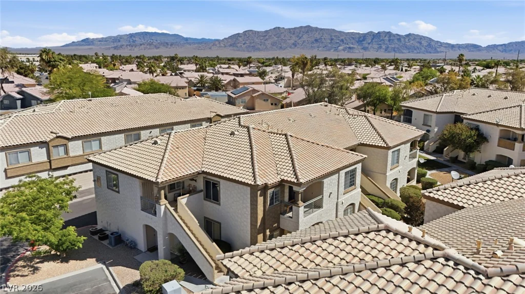 6913 Squaw Mountain, Las Vegas, NV 89130
