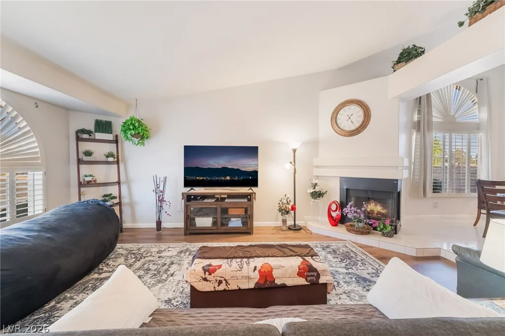2733 Fire Water, Las Vegas, NV 89117