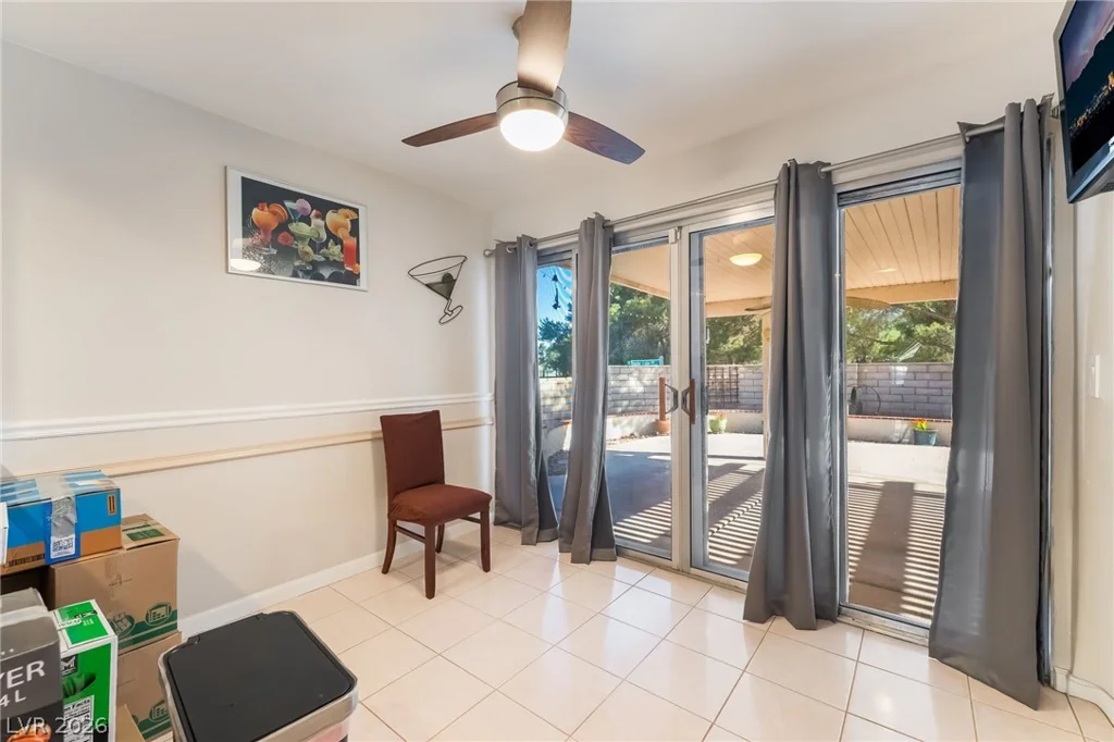 2733 Fire Water, Las Vegas, NV 89117