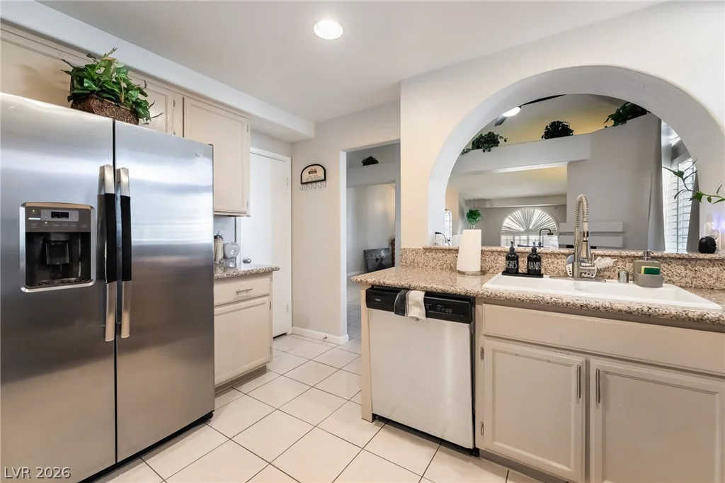 2733 Fire Water, Las Vegas, NV 89117