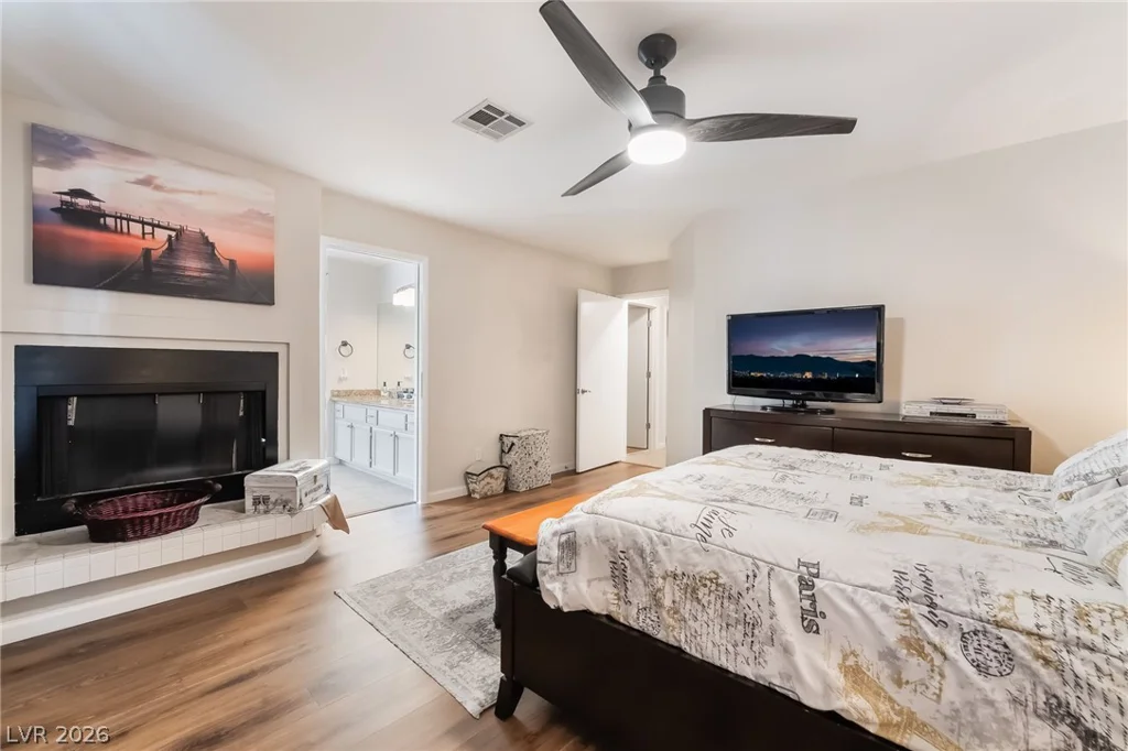2733 Fire Water, Las Vegas, NV 89117