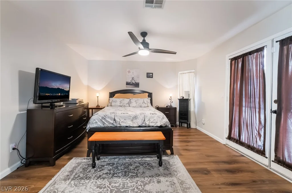 2733 Fire Water, Las Vegas, NV 89117