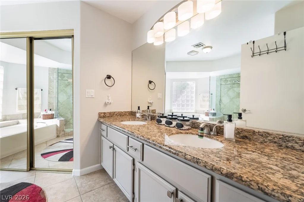 2733 Fire Water, Las Vegas, NV 89117