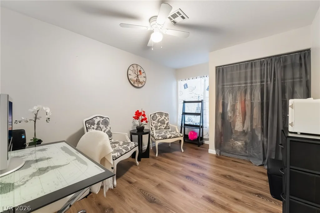 2733 Fire Water, Las Vegas, NV 89117