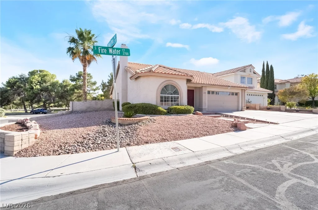 2733 Fire Water, Las Vegas, NV 89117