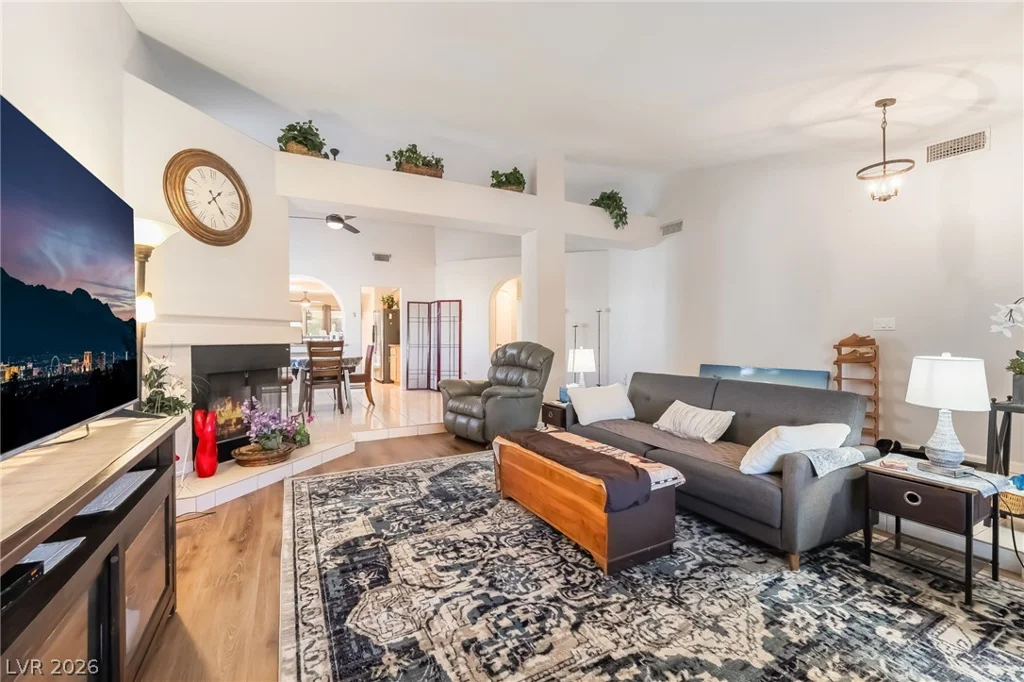 2733 Fire Water, Las Vegas, NV 89117
