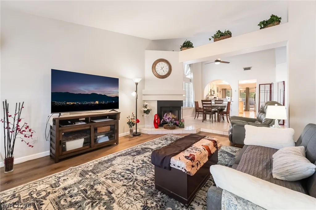 2733 Fire Water, Las Vegas, NV 89117