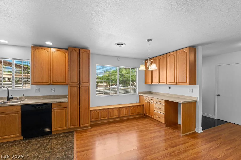 2147 Gabriel, Las Vegas, NV 89119