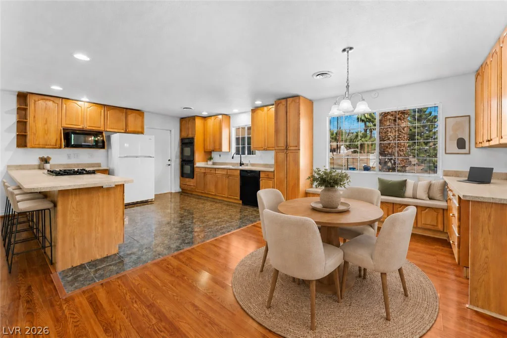2147 Gabriel, Las Vegas, NV 89119