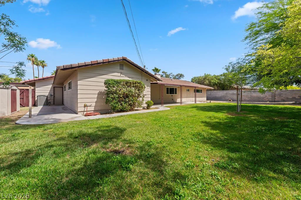 2147 Gabriel, Las Vegas, NV 89119