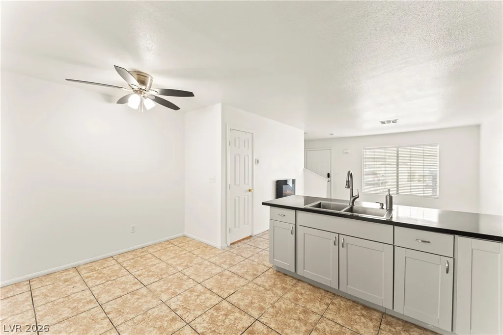 2153 Sleepy, Las Vegas, NV 89106
