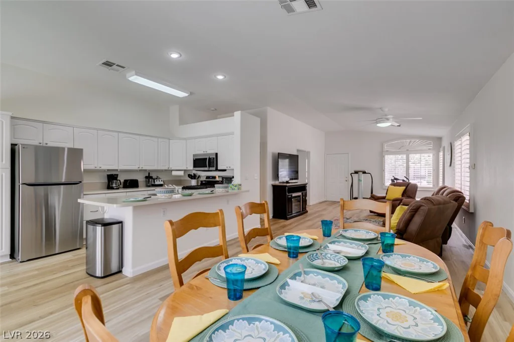 1274 Shimmering Glen, Henderson, NV 89014