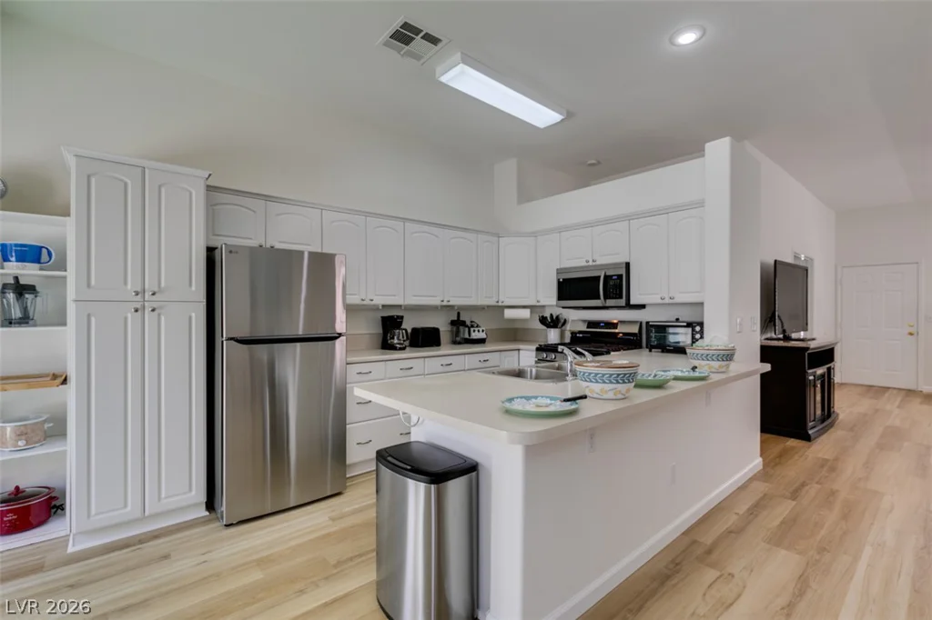1274 Shimmering Glen, Henderson, NV 89014