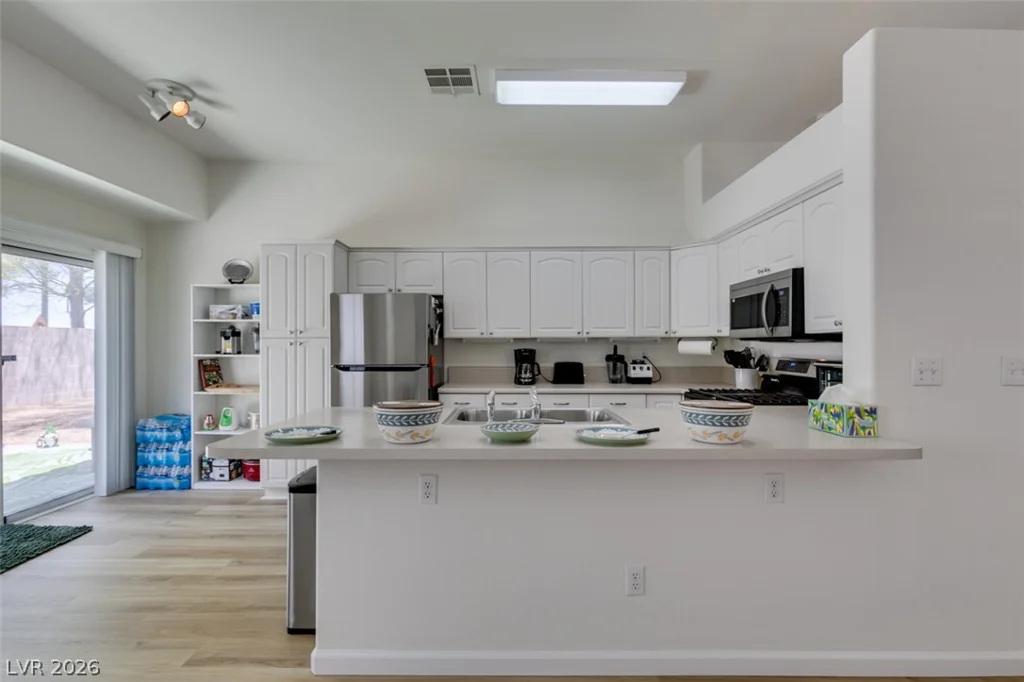 1274 Shimmering Glen, Henderson, NV 89014