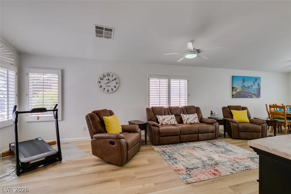 1274 Shimmering Glen, Henderson, NV 89014