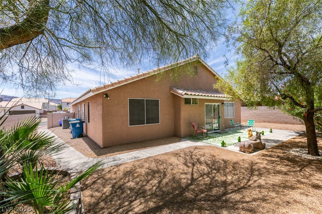 1274 Shimmering Glen, Henderson, NV 89014