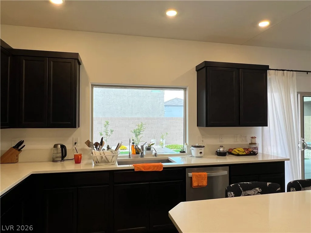 7710 Weekes, Las Vegas, NV 89113
