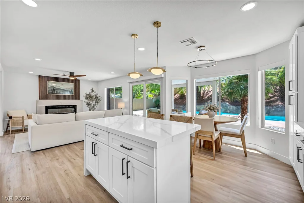 2153 Crestline Falls, Las Vegas, NV 89134