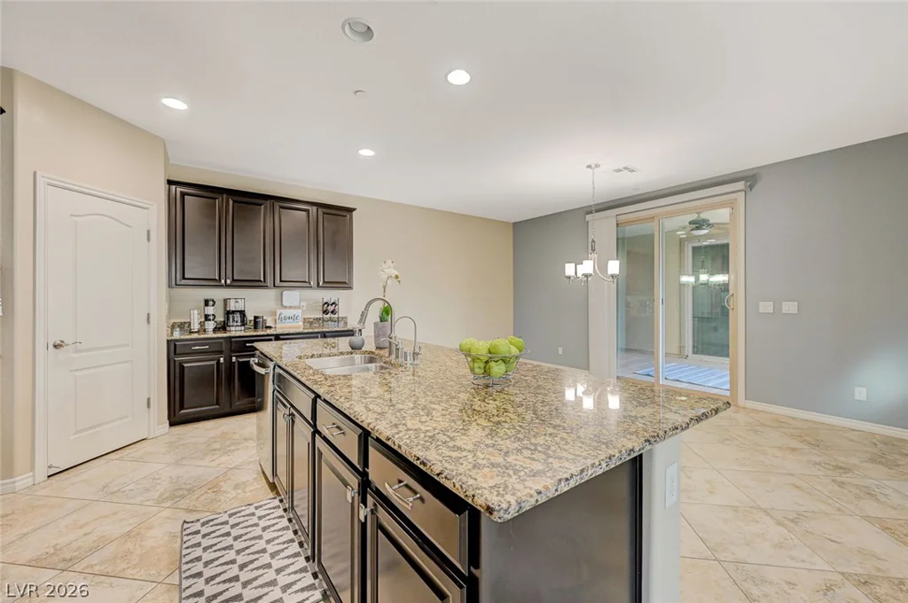 2894 Shining Sun, Henderson, NV 89052