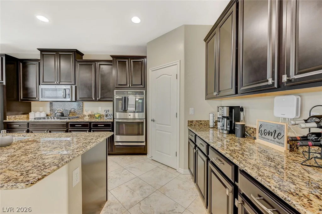2894 Shining Sun, Henderson, NV 89052