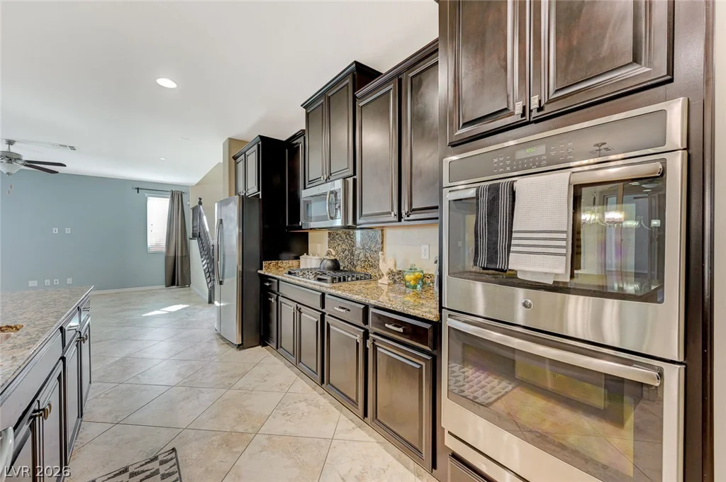 2894 Shining Sun, Henderson, NV 89052