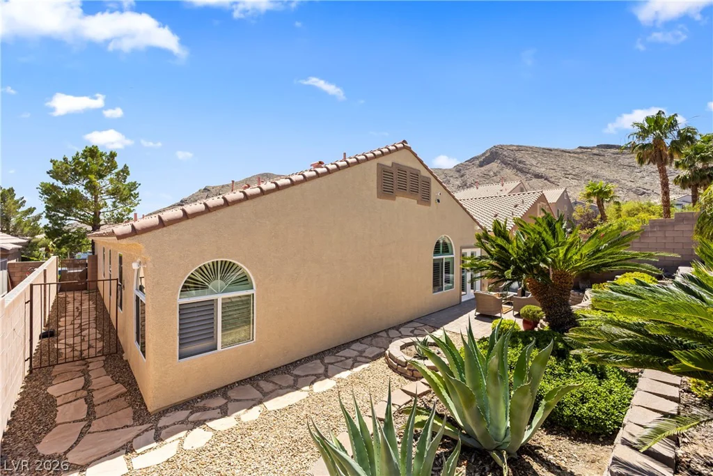 10748 Jubilee Mountain, Las Vegas, NV 89129
