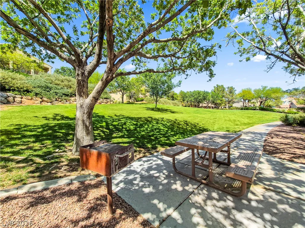 10748 Jubilee Mountain, Las Vegas, NV 89129