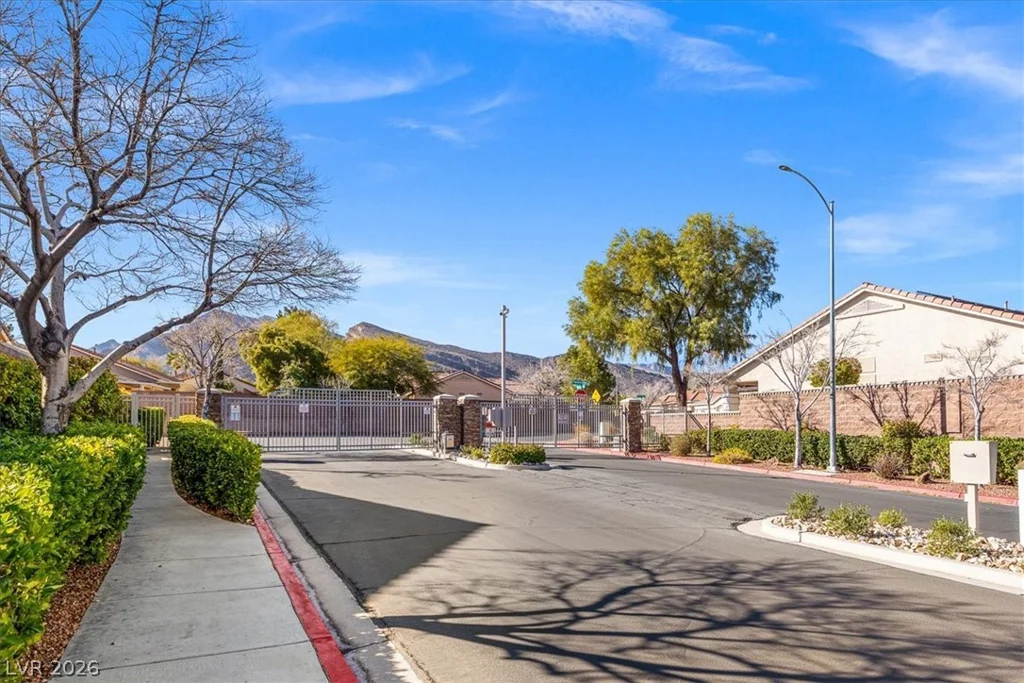 10212 Crystal Cloud, Las Vegas, NV 89129