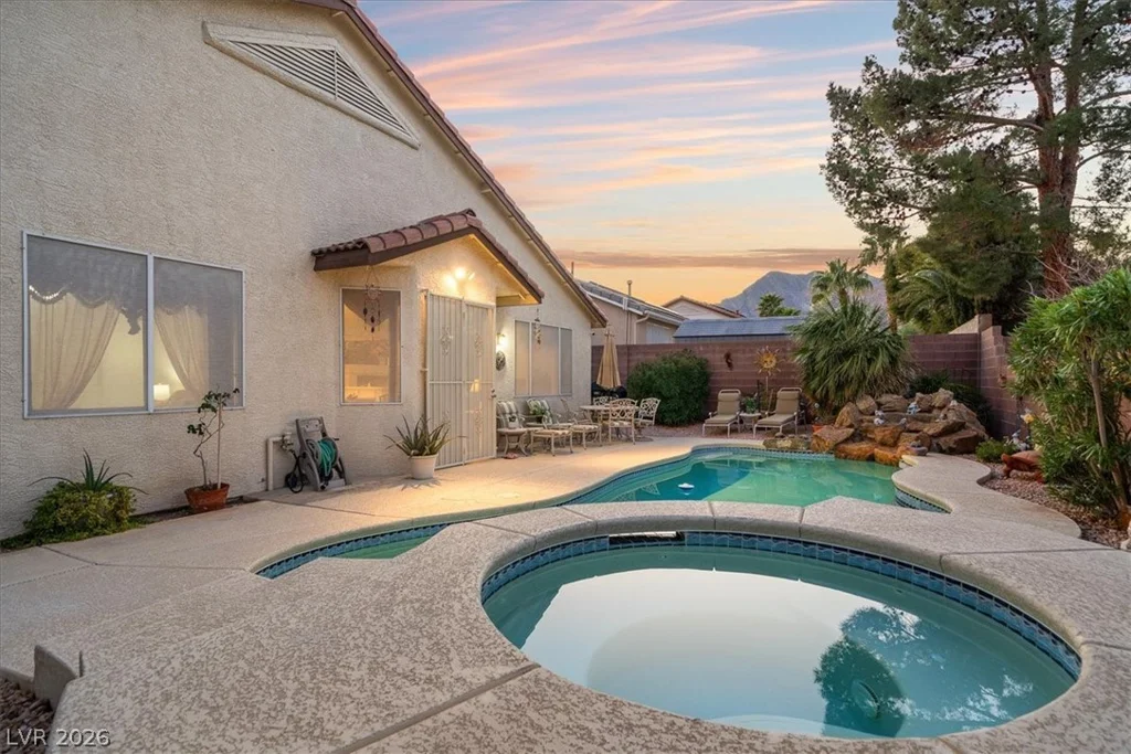 10212 Crystal Cloud, Las Vegas, NV 89129