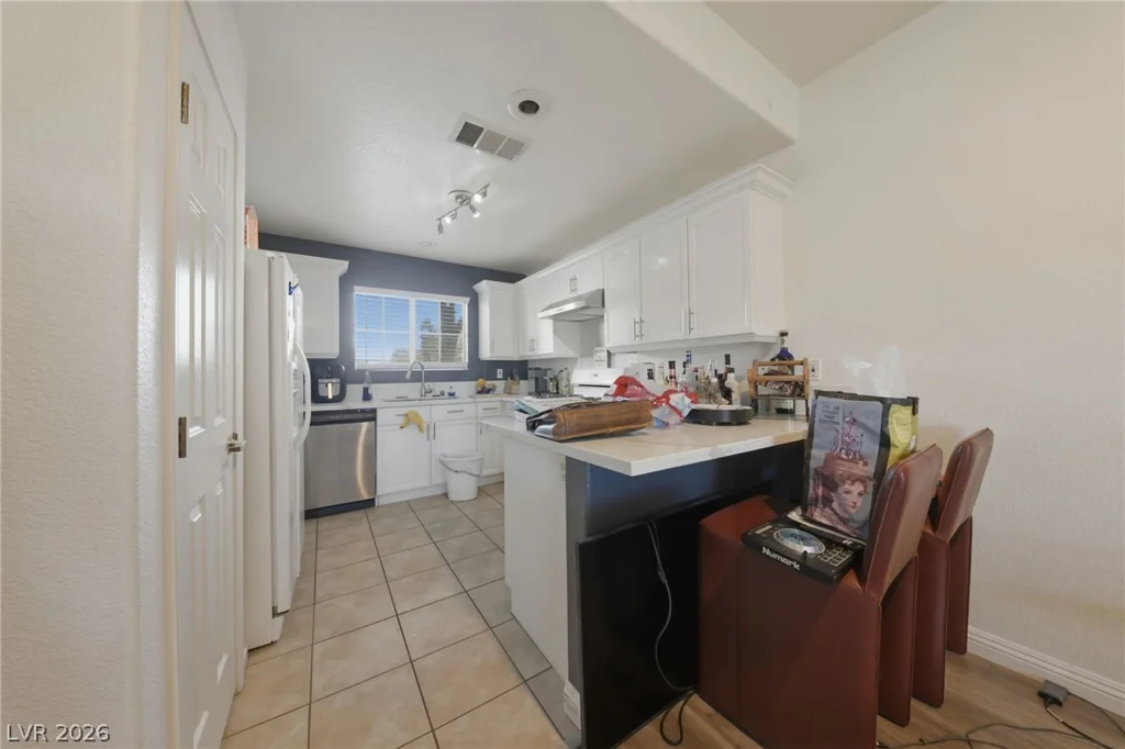 10553 Pine Glen, Las Vegas, NV 89144