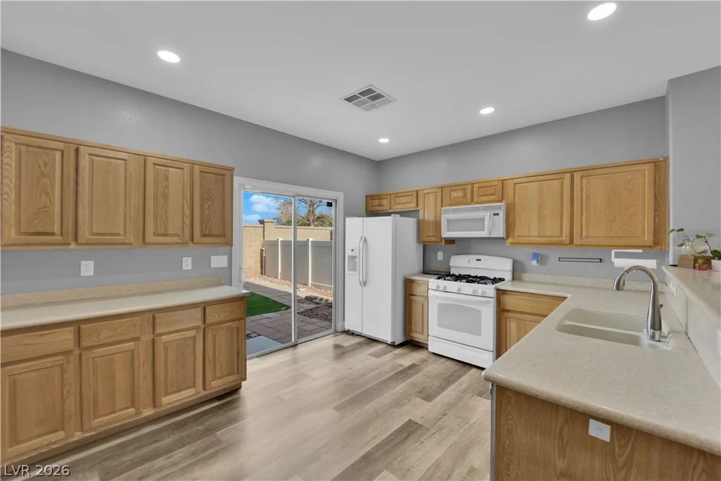 9466 Marshall Creek, Las Vegas, NV 89178