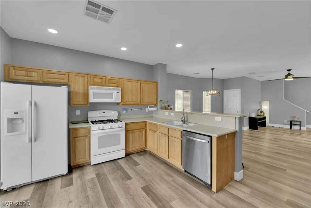 9466 Marshall Creek, Las Vegas, NV 89178